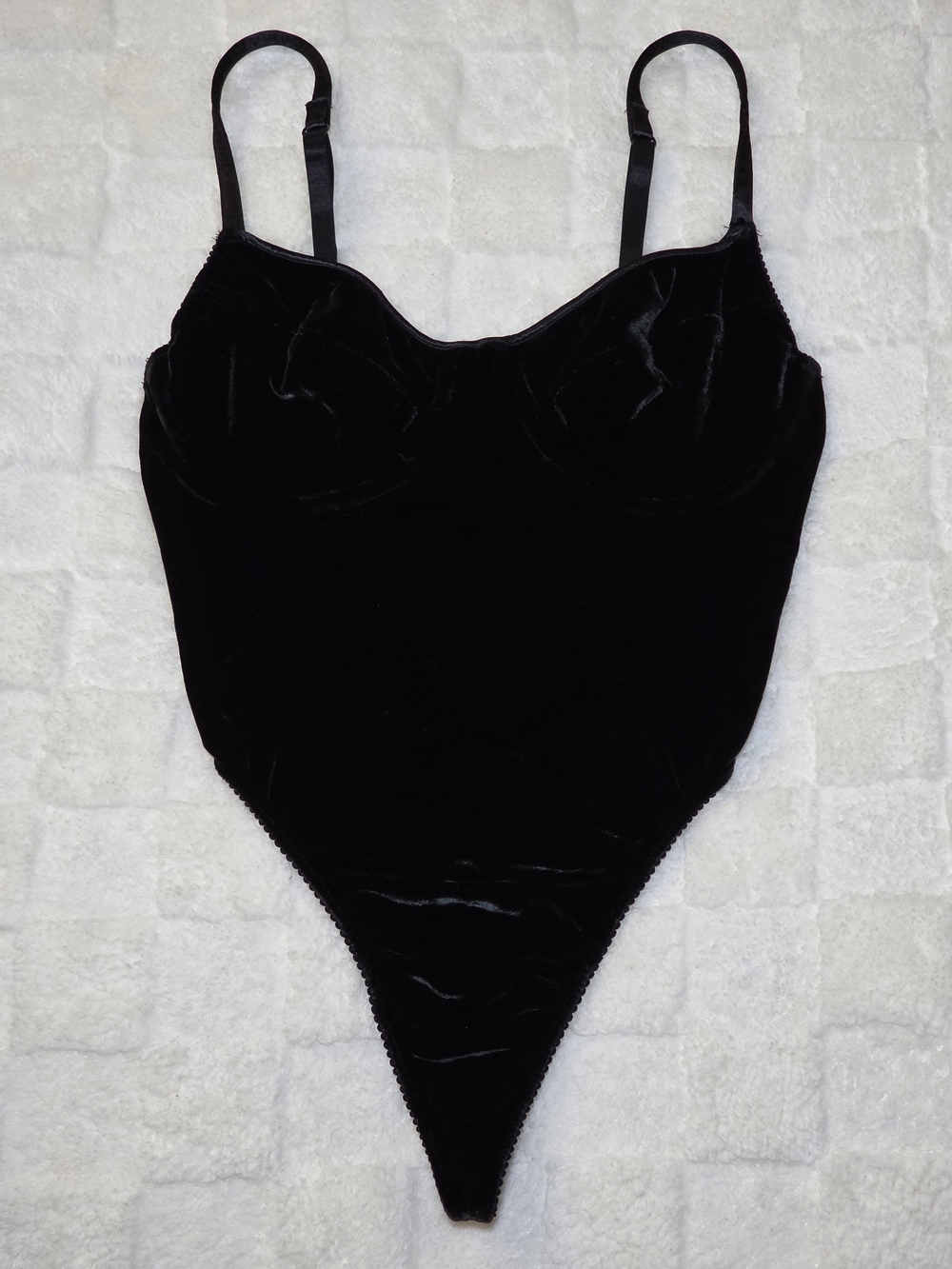 VINTAGE VICTORIA'S SECRET VELVET THONG BODYSUIT 34B